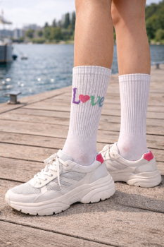 Socken ALPS AND BEACH weiß mit LOVE in bunt