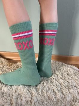 Socken Grün XOXO in Pink