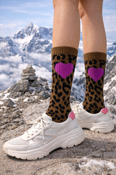 Socken ALPS AND BEACH Leo mit pinkem Herz